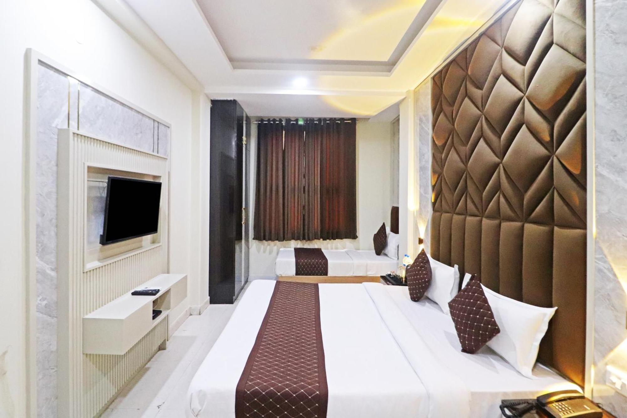 Hotel Qubic Near Igi Delhi Airport New Delhi Buitenkant foto